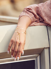 Demi Fine Hand Chain in Gold Confetti | Jessica Simpson Accessories