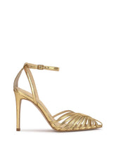 Paveri Pump in Gold | Jessica Simpson Women
