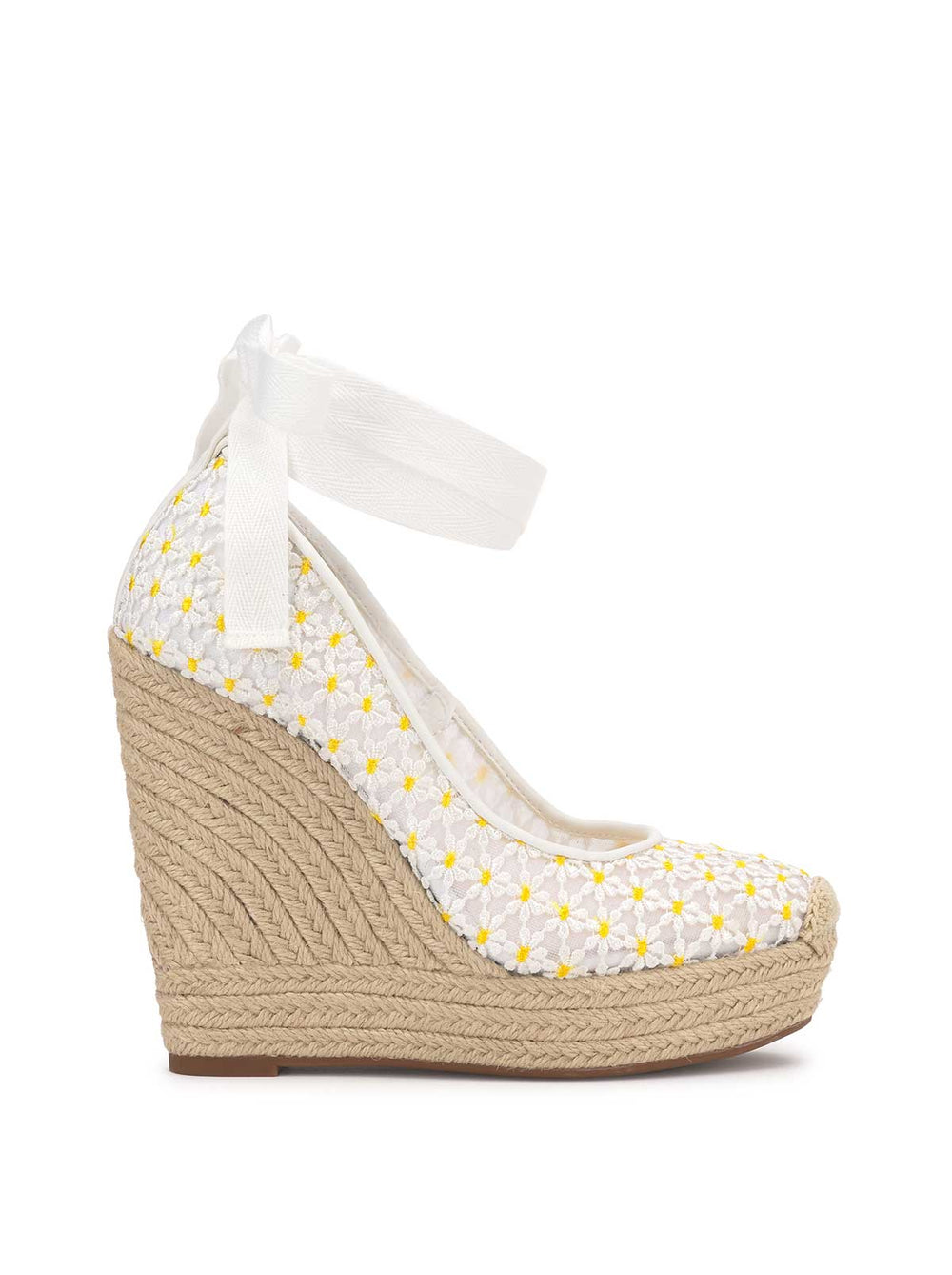 Zexie Platform Wedge in White Floral | Jessica Simpson Women