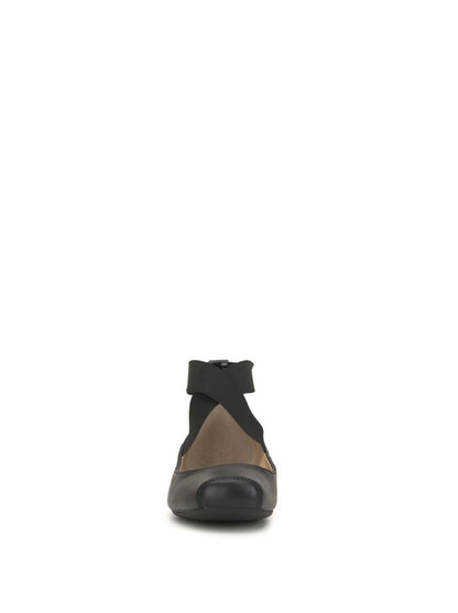 Mandalaye Ballet Flat in Black | Jessica Simpson Women