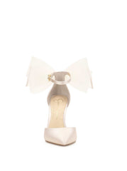 Phindies Pump in Off White | Jessica Simpson Women