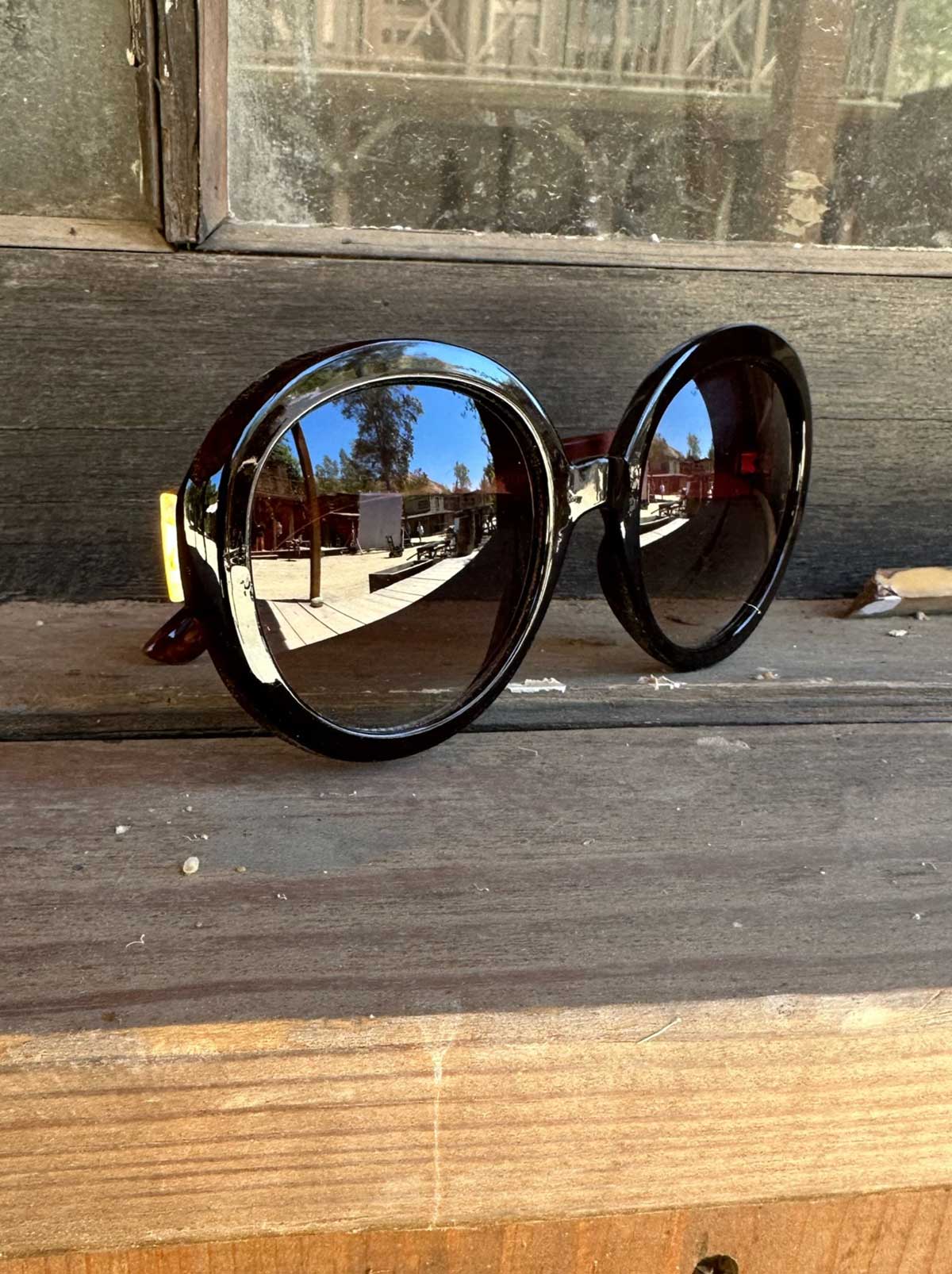 Oversized Fashionable Round Sunglasses in Tortoise | Jessica Simpson Accessories
