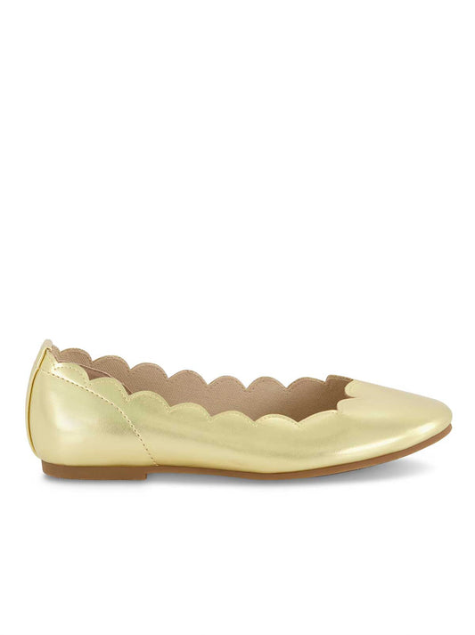 Girls' Amy Scallop Ballet Flat in Gold | Jessica Simpson Women