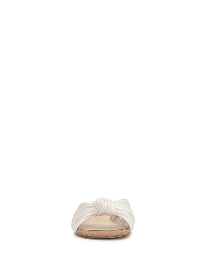 Dydra Knotted Flat Sandal in White | Jessica Simpson Women