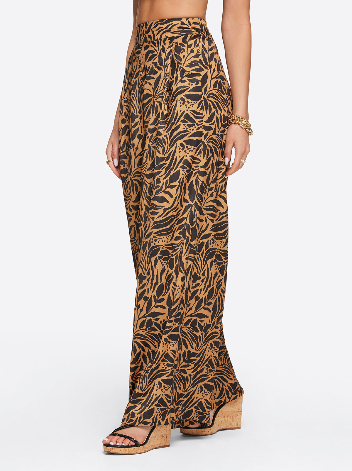 Winnie Wide Leg Pants in Zebra Floral | Jessica Simpson Women