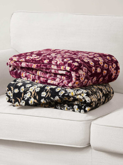 Wildflower Park Plush Throw in Black | Jessica Simpson Home