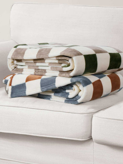 Emery Checkerbaord Plush Throw in Rust & Grey | Jessica Simpson Home