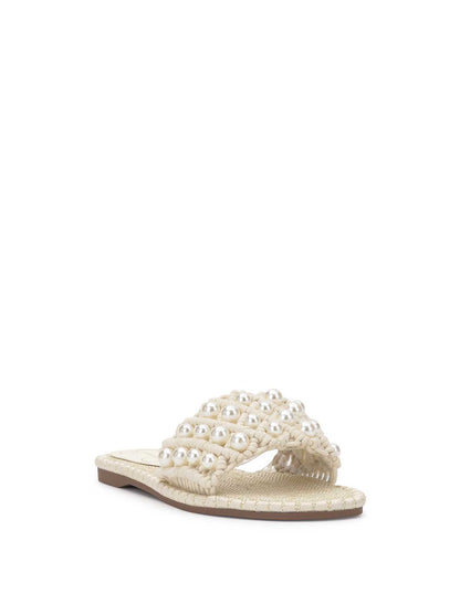 Brennara Flat Sandal in Cream | Jessica Simpson Women