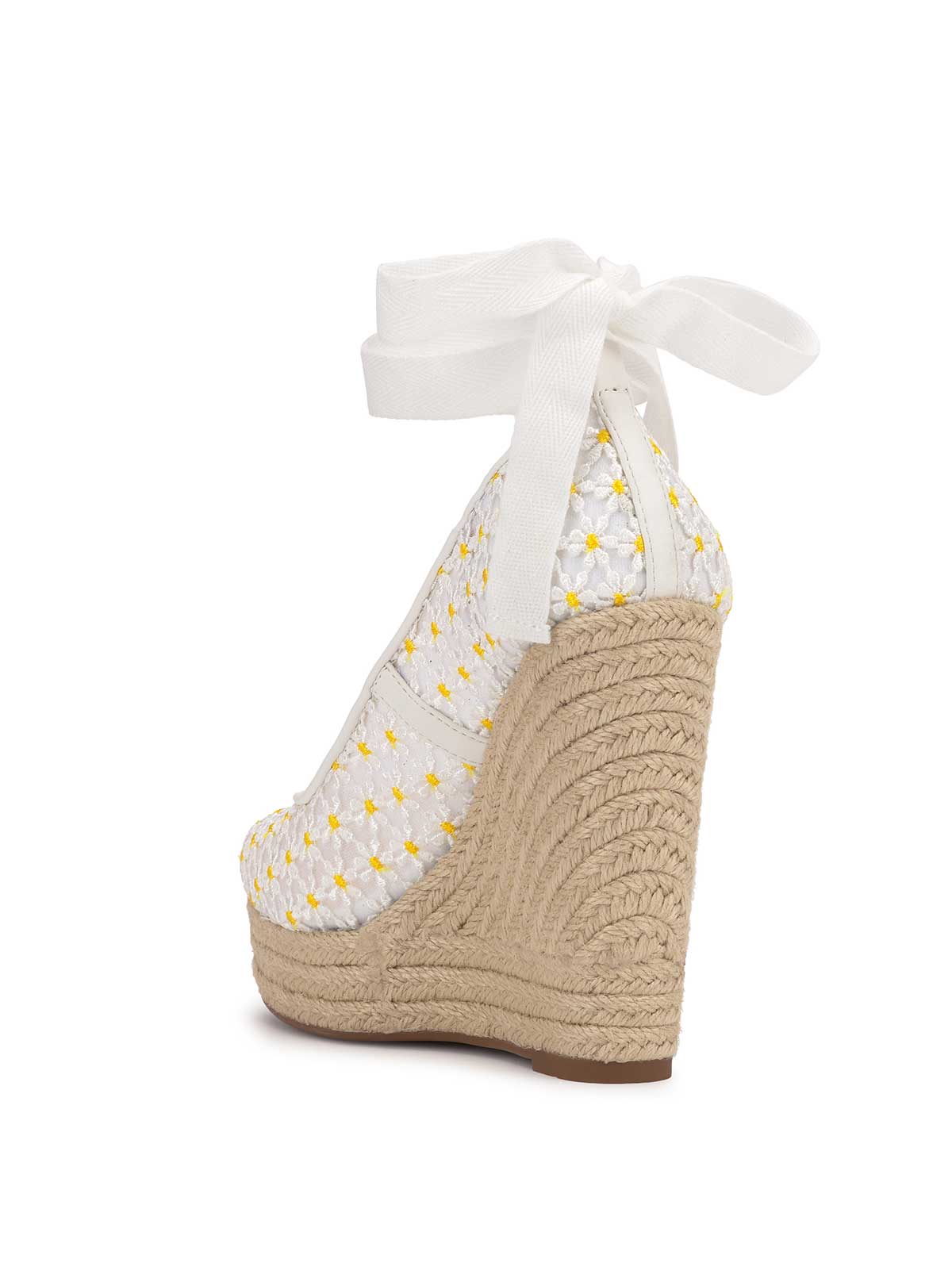 Zexie Platform Wedge in White Floral | Jessica Simpson Women