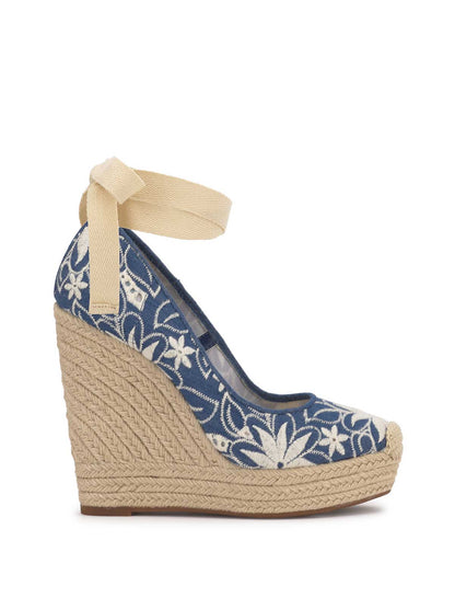 Zexie Platform Wedge in Floral Denim | Jessica Simpson Women